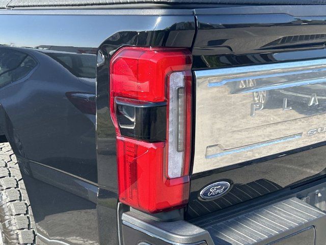 Used 2024 Ford F350 Platinum AWD/4WD image 9