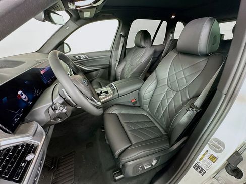 Used 2025 BMW X5 xDrive40i image 28