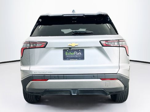 Used 2025 Chevrolet Equinox LT w/ Convenience Package II image 7