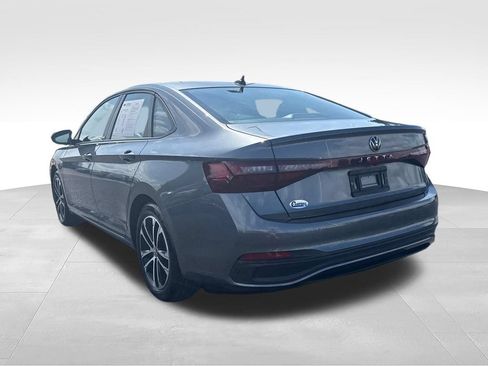 Used 2025 Volkswagen Jetta Sport FWD image 6