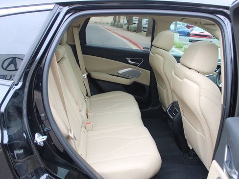 Used 2022 Acura RDX FWD w/ Technology Package image 12