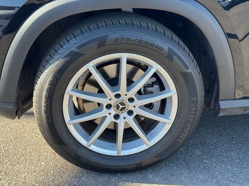 Used 2024 Mercedes-Benz GLE 350 4MATIC w/ 3rd Row Seat Package image 11