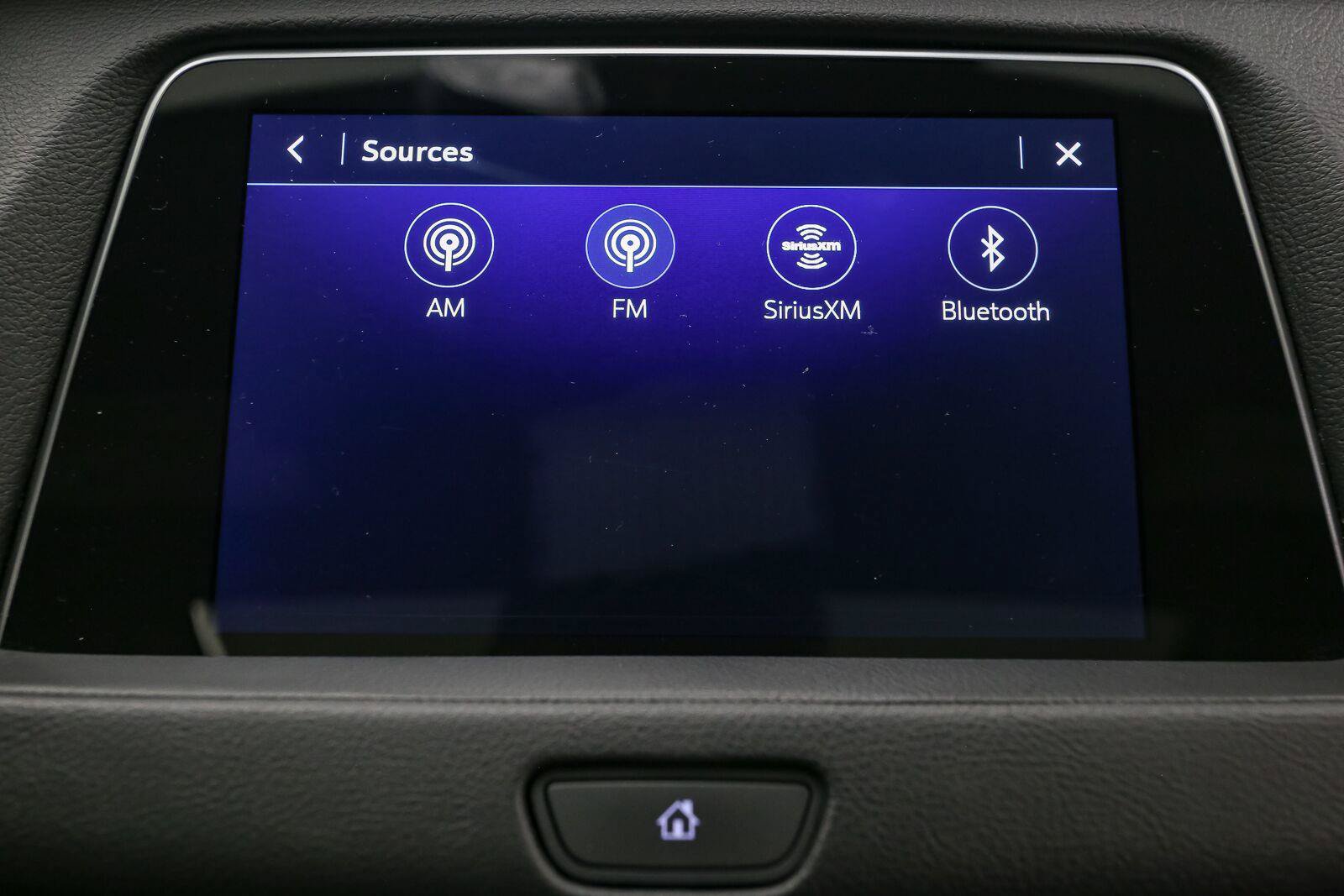 Used 2022 Cadillac XT4 Sport w/ Sun And Sound Package AWD/4WD image 29