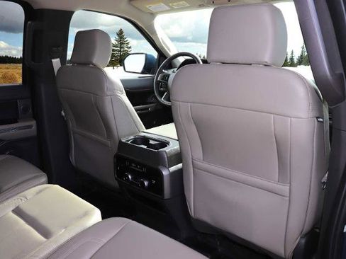 Certified 2019 Ford Expedition XLT w/ Equipment Group 202A image 24