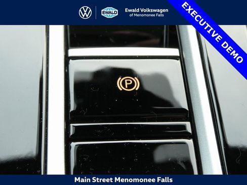 New 2025 Volkswagen Atlas Cross Sport SEL R-Line image 20