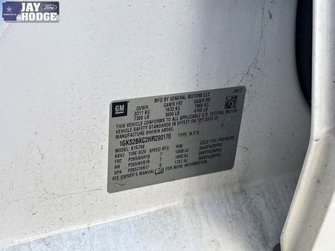 Used 2017 GMC Yukon SLT AWD/4WD image 28