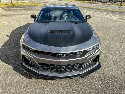 Used 2022 Chevrolet Camaro SS image 10