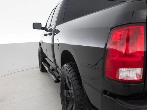 Used 2018 RAM 1500 Express w/ Black Ram 1500 Express Group image 13