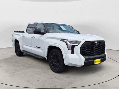 Used 2022 Toyota Tundra SR5 w/ TRD Sport Package AWD/4WD image 7