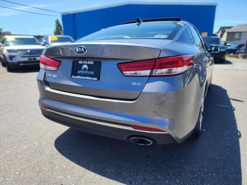 Used 2016 Kia Optima EX w/ Option Group 040 FWD image 7