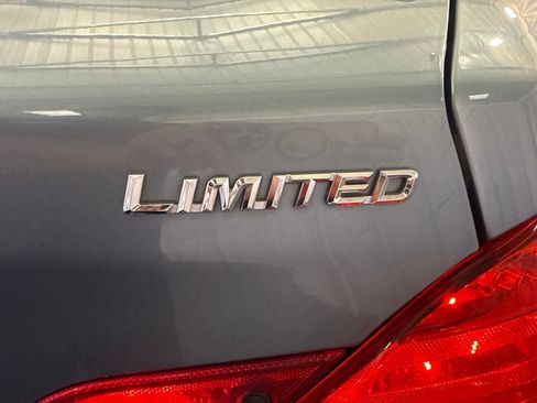 Used 2005 Toyota Avalon Limited FWD image 15