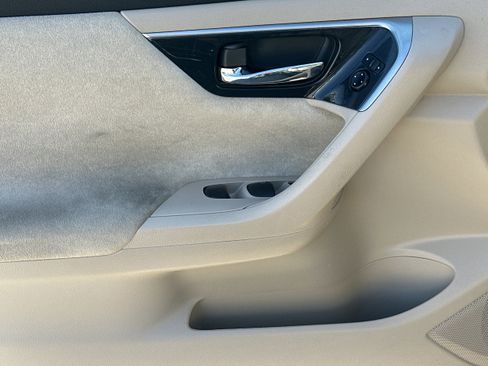 Used 2013 Nissan Altima 2.5 S image 10