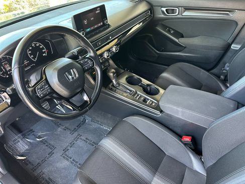 Used 2023 Honda Civic Sport image 10