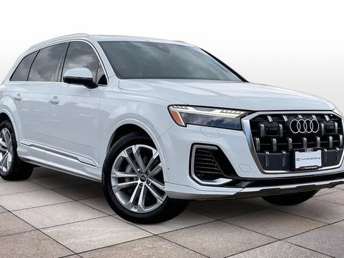 Used 2025 Audi Q7 3.0T Prestige AWD/4WD image 2