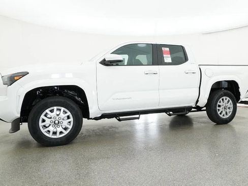 New 2026 Toyota Tacoma SR5 image 18