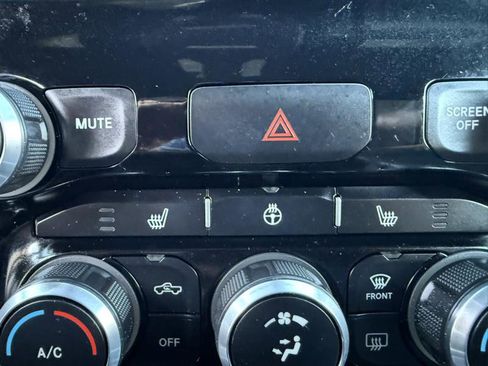 Used 2019 RAM 1500 Big Horn image 39