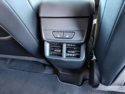 Certified 2025 Chevrolet Equinox RS w/ Convenience Package III image 11