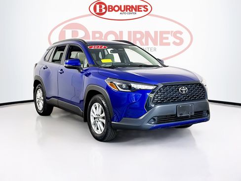 Used 2024 Toyota Corolla Cross LE w/ Moonroof Package AWD/4WD image 1
