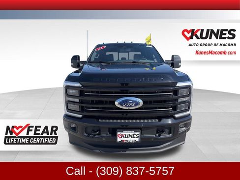 Used 2025 Ford F250 Platinum AWD/4WD image 2