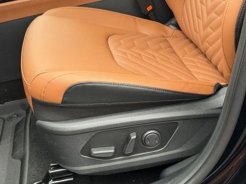 New 2026 Kia Sportage X-Line w/ X-Line Technology Package image 24