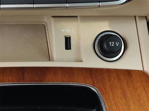 Used 2022 Audi Q5 2.0T Premium w/ Convenience Package image 30