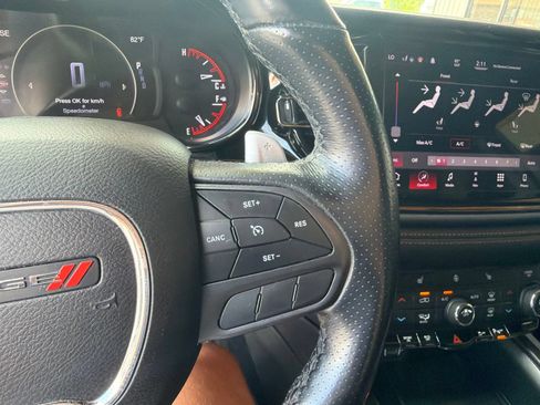 Used 2021 Dodge Durango R/T w/ Blacktop Package AWD/4WD image 16