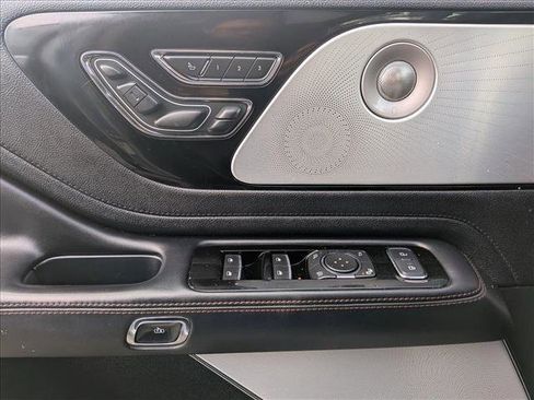 Used 2020 Lincoln Aviator Reserve w/ Equipment Group 201A image 15
