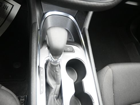 Used 2025 Chevrolet Malibu LT FWD image 23
