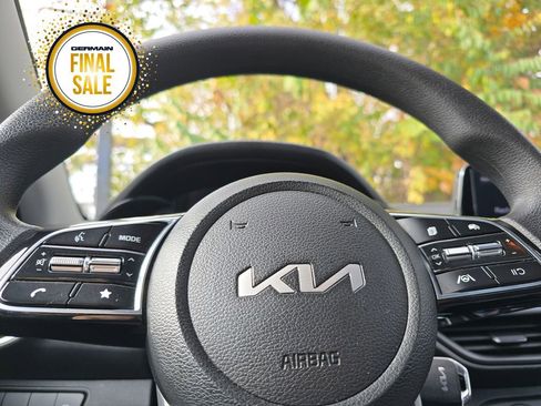 Certified 2023 Kia Forte LXS image 19