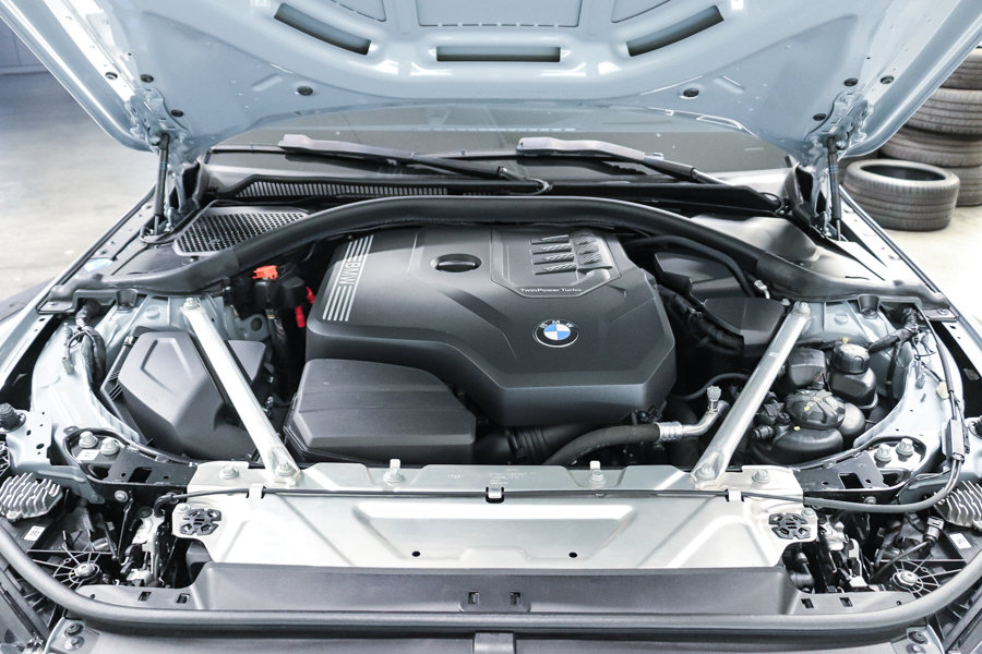 Certified 2024 BMW 430i Coupe w/ M Sport Package RWD image 27