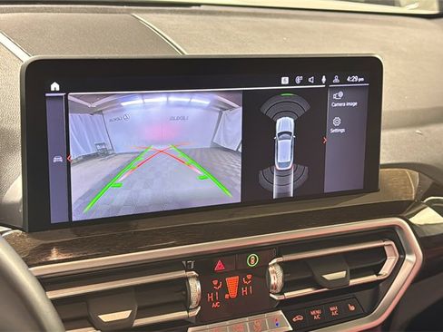 Used 2023 BMW X4 xDrive30i w/ Convenience Package image 30