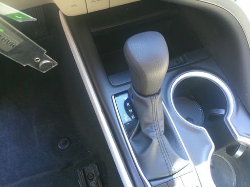 Used 2023 Toyota Camry LE image 63