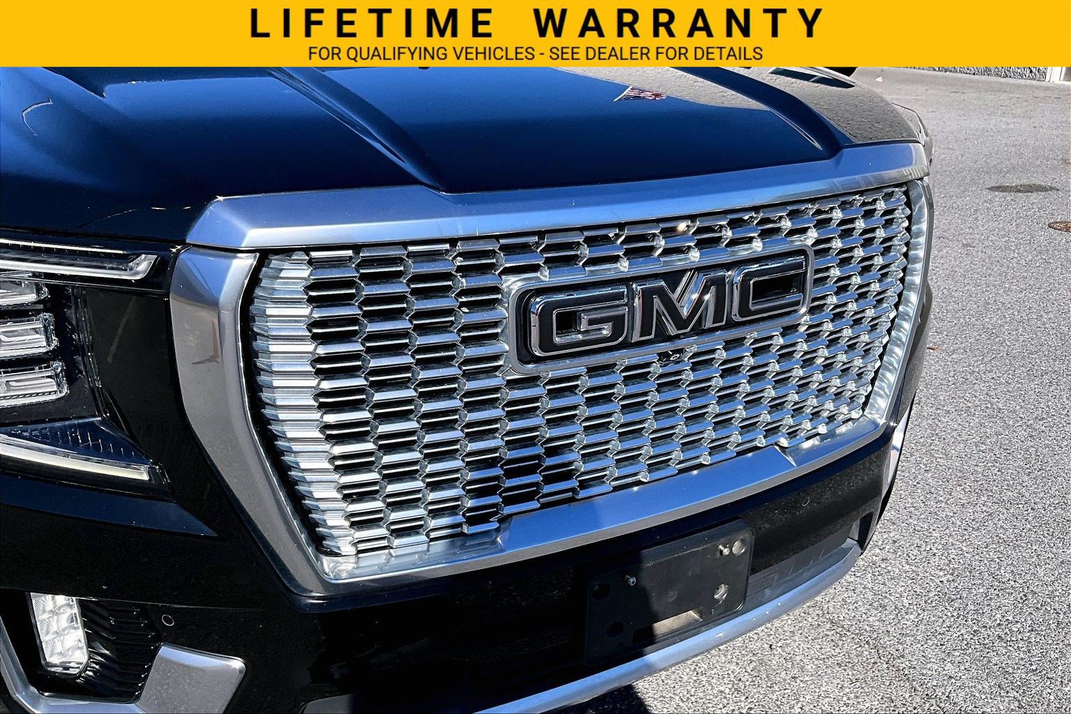 Used 2022 GMC Yukon Denali AWD/4WD image 32