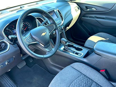 Used 2024 Chevrolet Equinox LT image 12