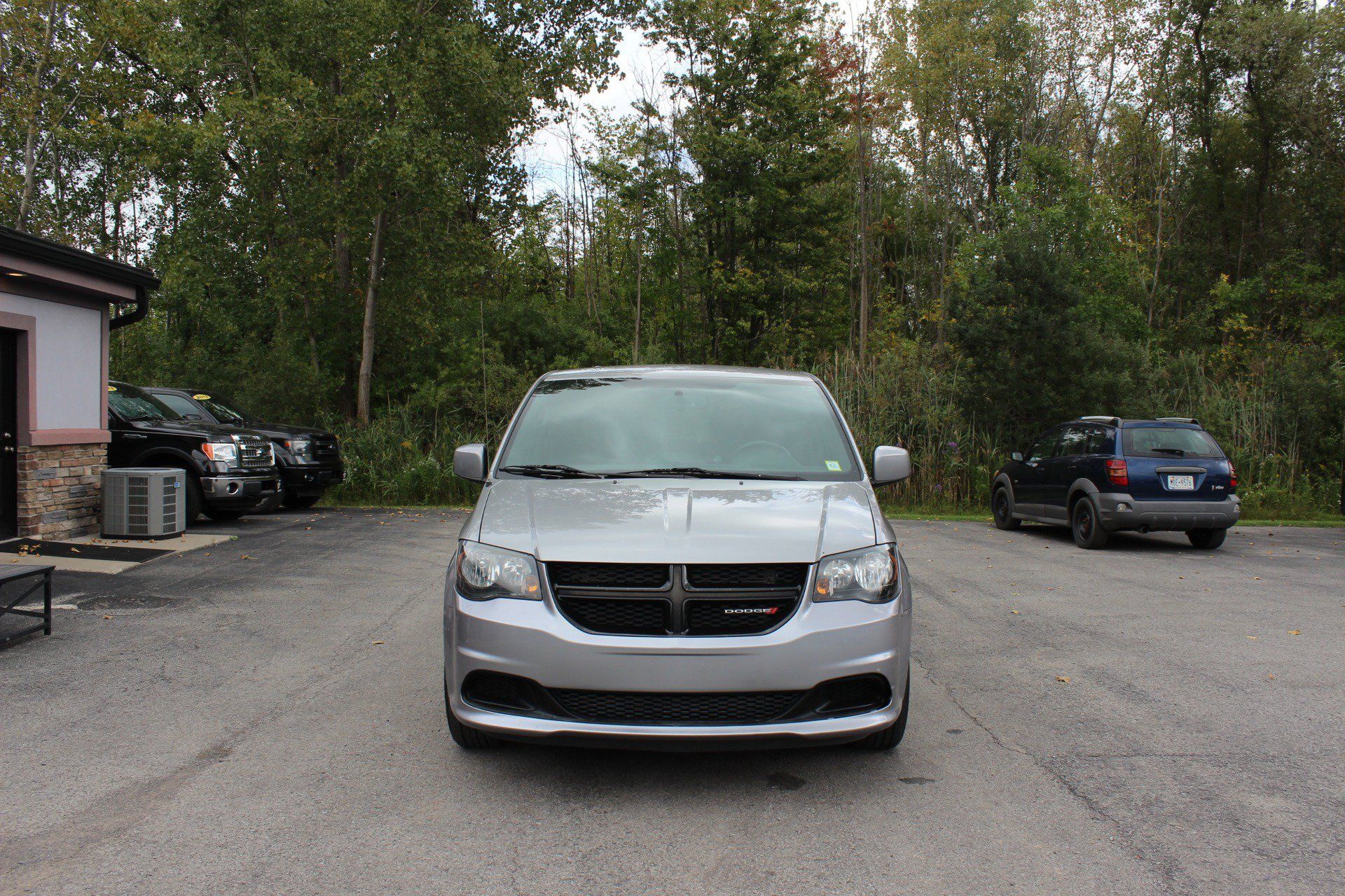 Used 2017 Dodge Grand Caravan SE FWD image 13