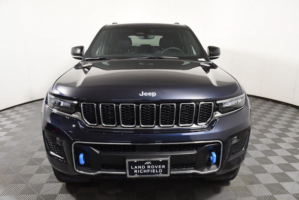 Used 2023 Jeep Grand Cherokee Overland w/ Rear Seat Video Group I AWD/4WD image 10