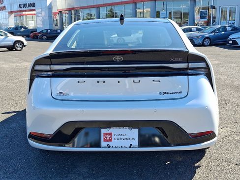 Certified 2024 Toyota Prius Prime image 6