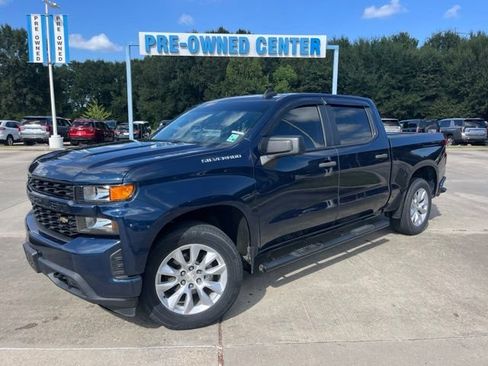 Used 2019 Chevrolet Silverado 1500 Custom w/ Infotainment Package RWD image 2