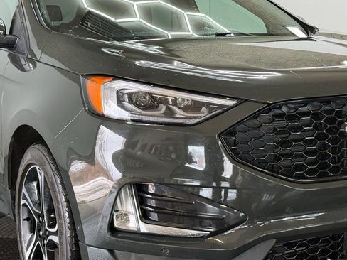 Used 2022 Ford Edge ST w/ Equipment Group 401A image 2
