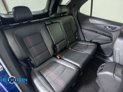 Used 2022 Chevrolet Equinox RS w/ LPO, Floor Liner Package FWD image 38