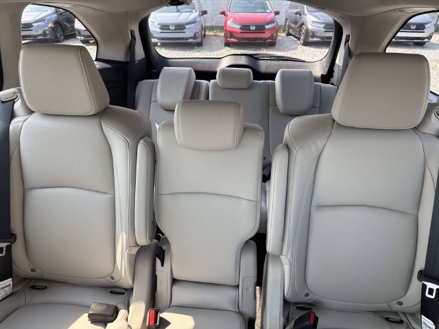 New 2027 Honda Odyssey EX-L image 8