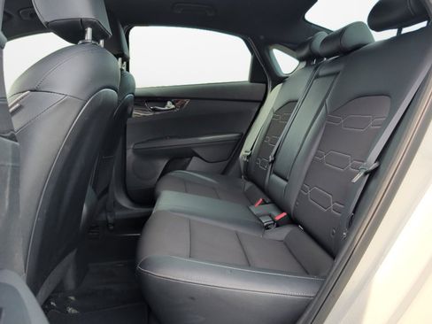 Used 2020 Kia Forte GT-Line image 15