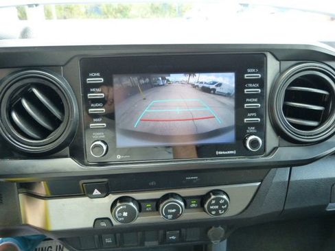Used 2022 Toyota Tacoma SR RWD image 37