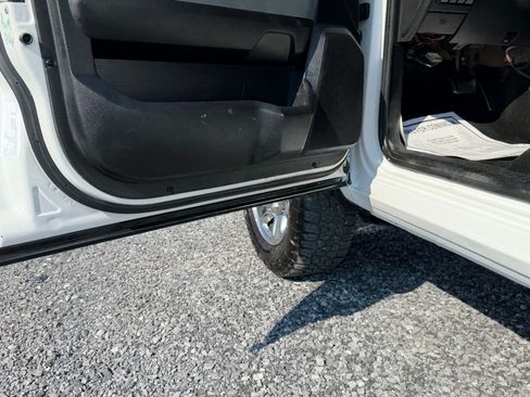 Used 2016 RAM 2500 SLT w/ Protection Group AWD/4WD image 15