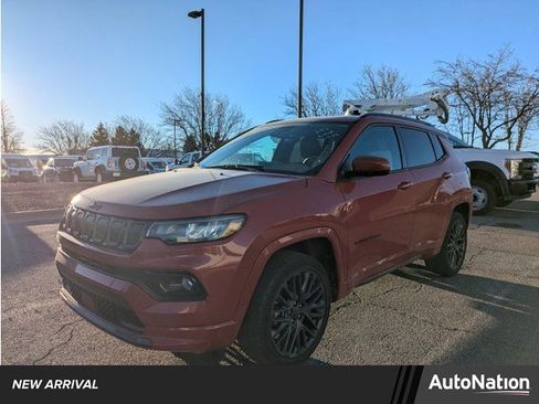 Used 2022 Jeep Compass Limited image 1