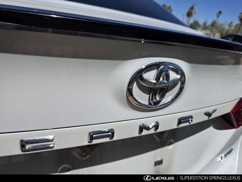 Used 2020 Toyota Camry XSE w/ Driver Assist Package FWD image 9