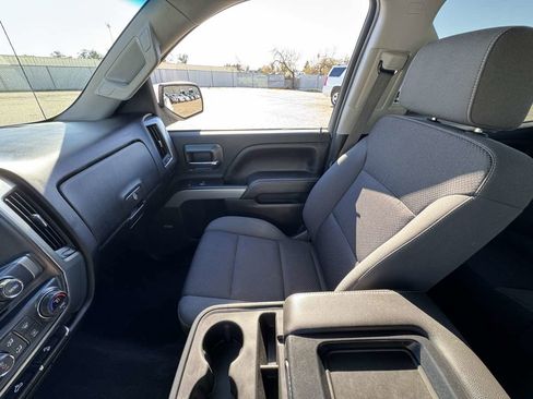 Used 2018 Chevrolet Silverado 1500 LT w/ All Star Edition image 33