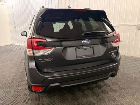 Used 2020 Subaru Forester Premium AWD/4WD image 4