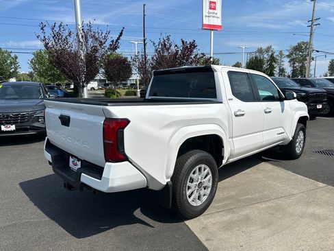 Certified 2026 Toyota Tacoma SR5 RWD image 5