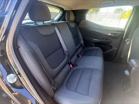 Used 2023 Chevrolet Bolt EUV LT image 19
